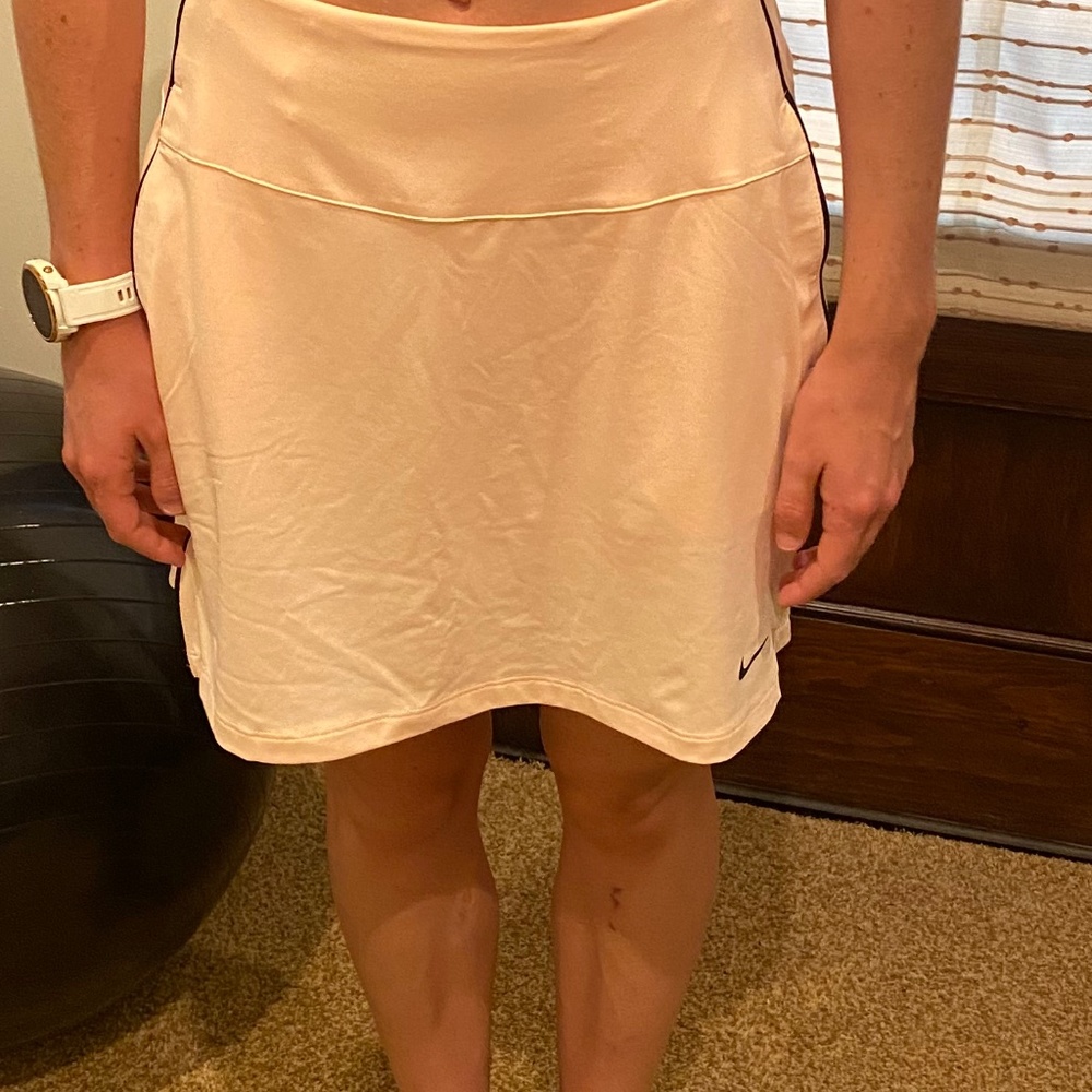 Peach Nike golf skirt size small